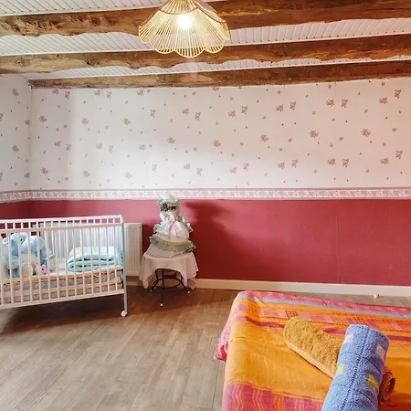 De Campagne Tatil Evi Mialet (Dordogne)